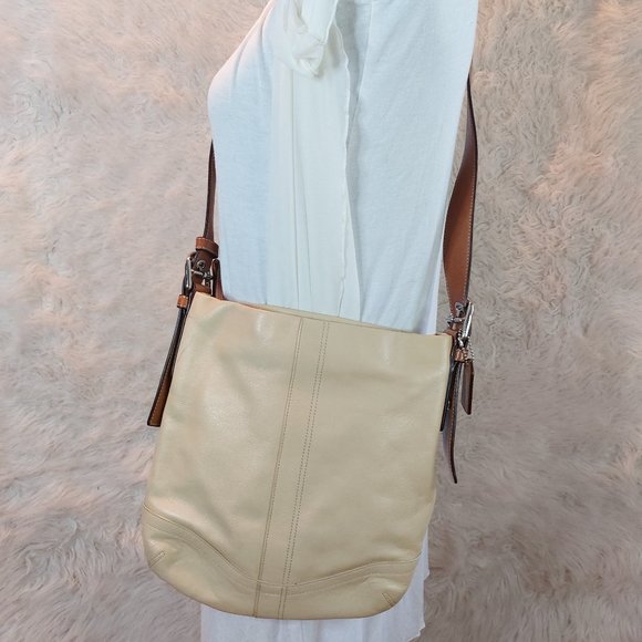 Coach F10938 Cream and Tan Trim Leather Crossbody Bag - Picture 1 of 12